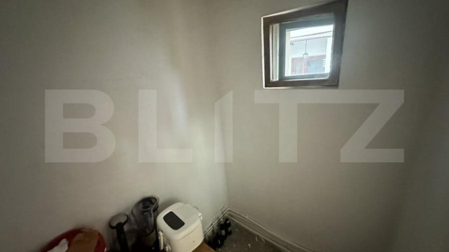 Casă cu 3 camere cu Teren 200 Mp în Central