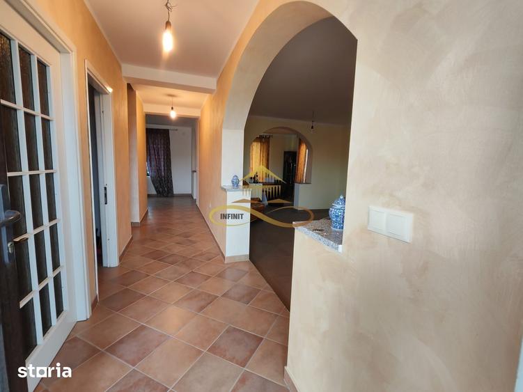Casă cu 4 camere cu Teren 1007 Mp în Cleja