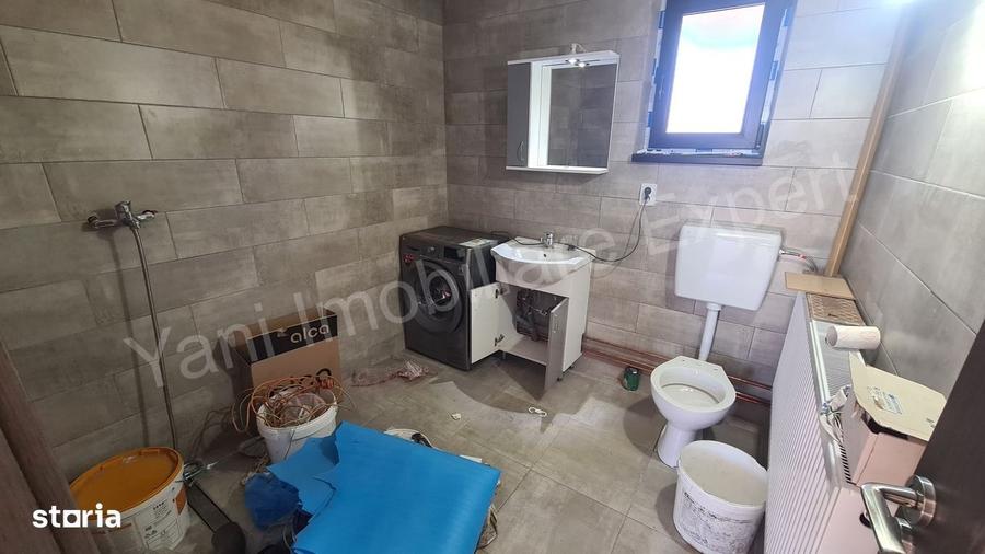 Casă cu 3 camere în Stănești