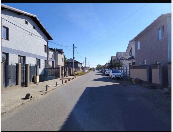 Casă cu 3 camere în Berceni