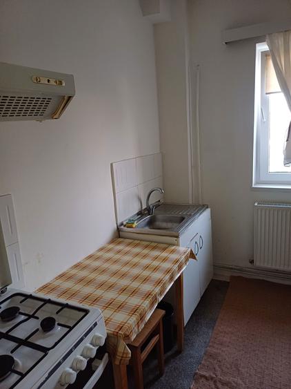 Apartament cu 2 camere nedecomandat în Micro 9