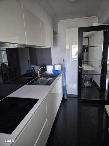 Apartament cu 3 camere în Grigorescu