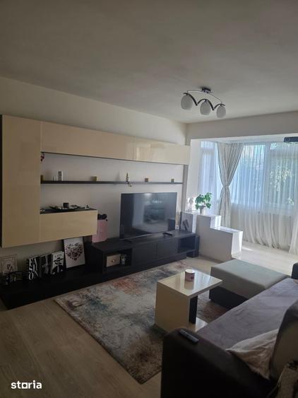 Apartament 3 camere 3 min Metrou Titan parcare fara comision - 1