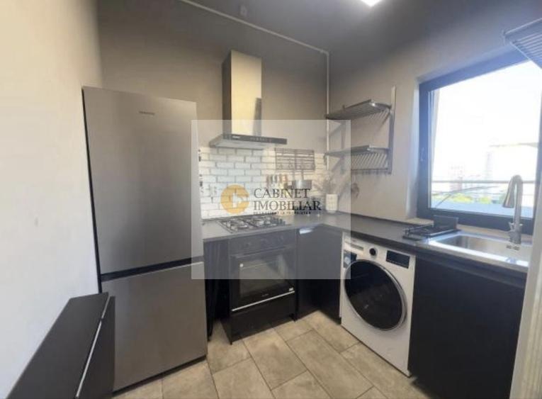 Apartament cu 2 camere semidecomandat, mobilat în Sala Palatului