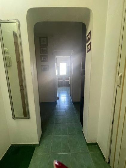 Apartament cu 2 camere decomandat în Vest