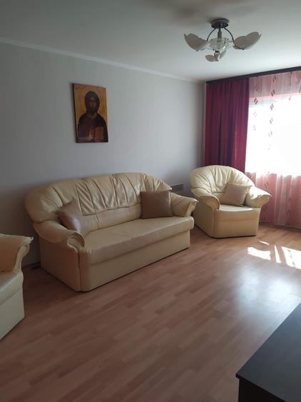 Apartament cu 2 camere decomandat în Exterior Vest
