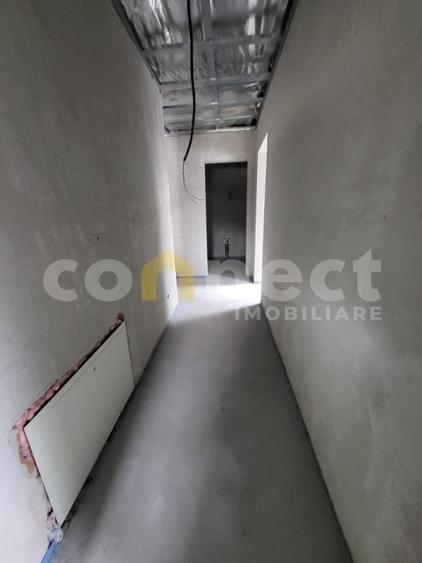 Apartament cu 4 camere semidecomandat în Someșeni