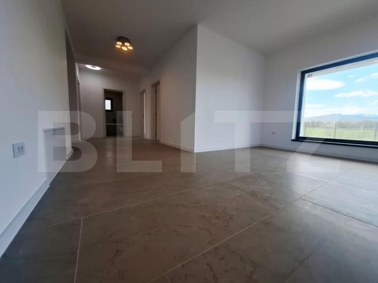 Casă individuală cu 5 camere cu Teren 500 Mp în Tărlungeni
