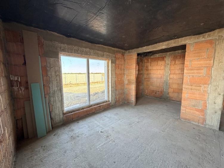 Duplex cu 3 camere cu Teren 300 Mp în Moșnița Veche