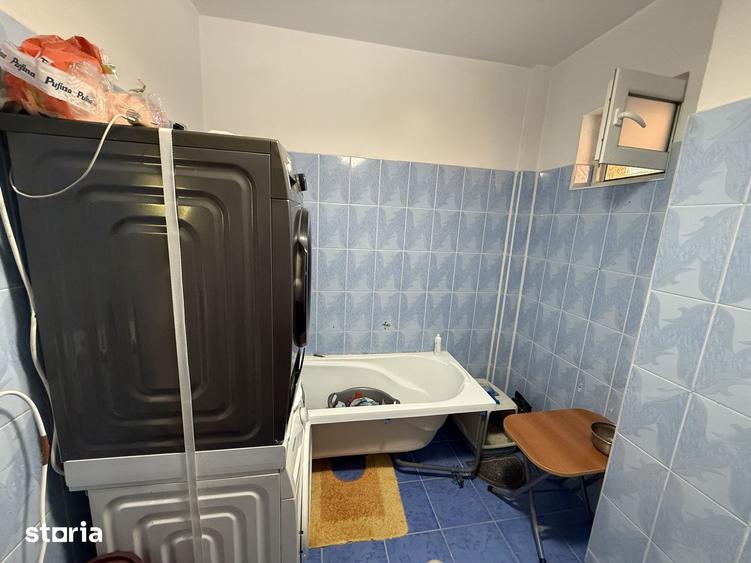 Apartament cu 3 camere în Rahova