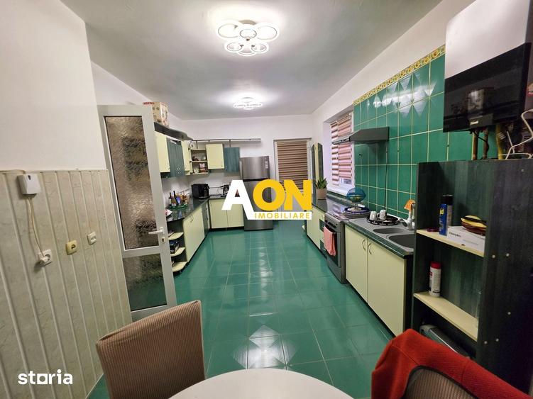 Casă cu 5 camere cu Teren 589 Mp în Ampoi 3