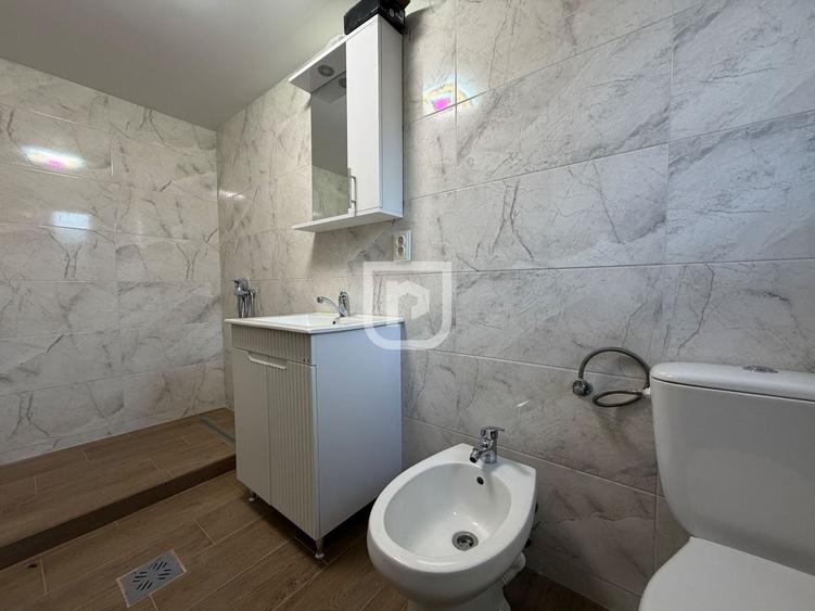 Casă individuală cu 3 camere cu Canalizare în Corlata