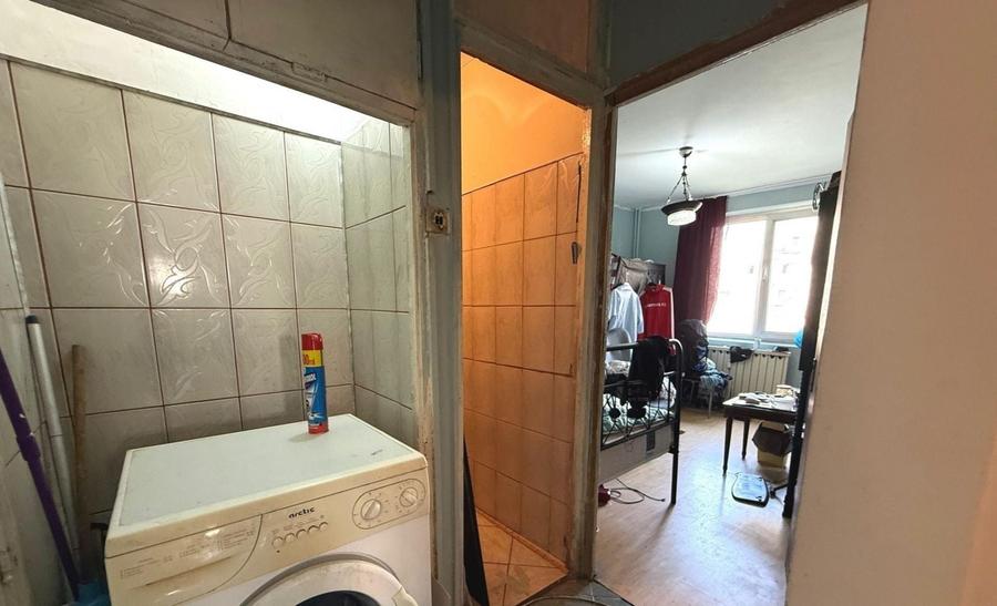 Apartament cu 3 camere în Crângași