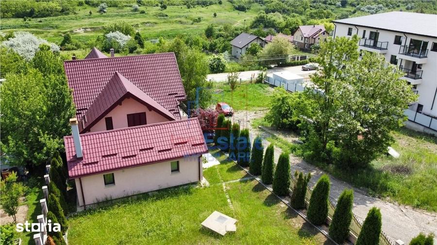 Casă cu 5 camere cu Teren 1000 Mp în Rediu
