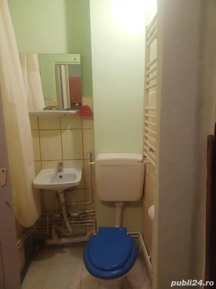 Garsonieră decomandată în Central