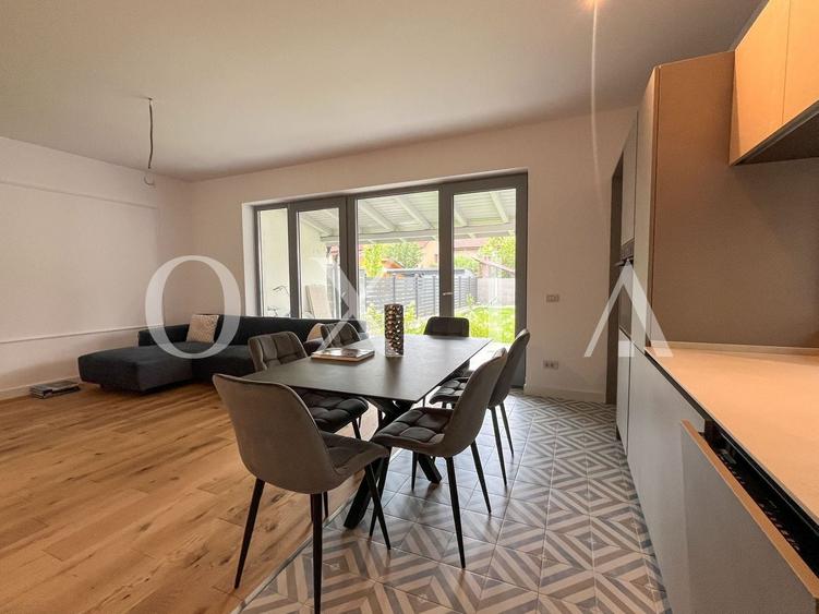 Duplex cu 4 camere cu Canalizare în Moșnița Nouă