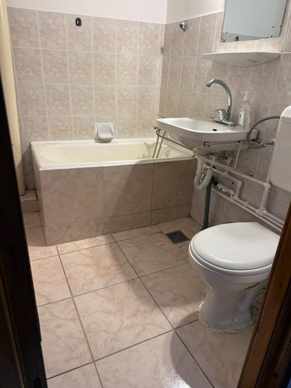 Garsonieră decomandată în Central