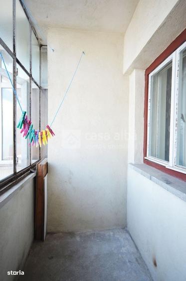 Apartament cu 4 camere decomandat în Gară