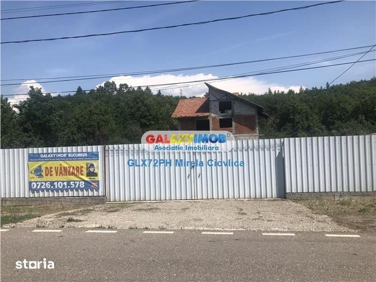 Casă cu 6 camere cu Teren 1513 Mp în Cornu