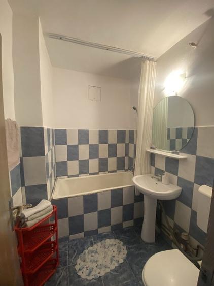 Inchiriez apartament cu 3 camere decomandat - 4