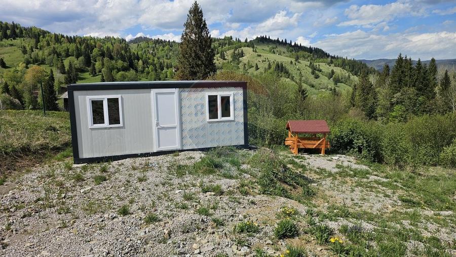 Teren agricol intravilan de 4048 mp, în Periferie