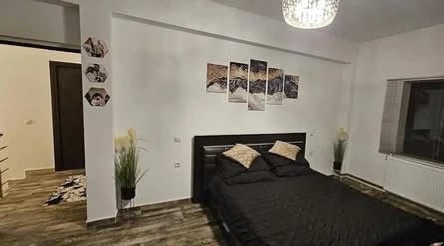 Casă cu Teren 500 Mp în Valea Stânii