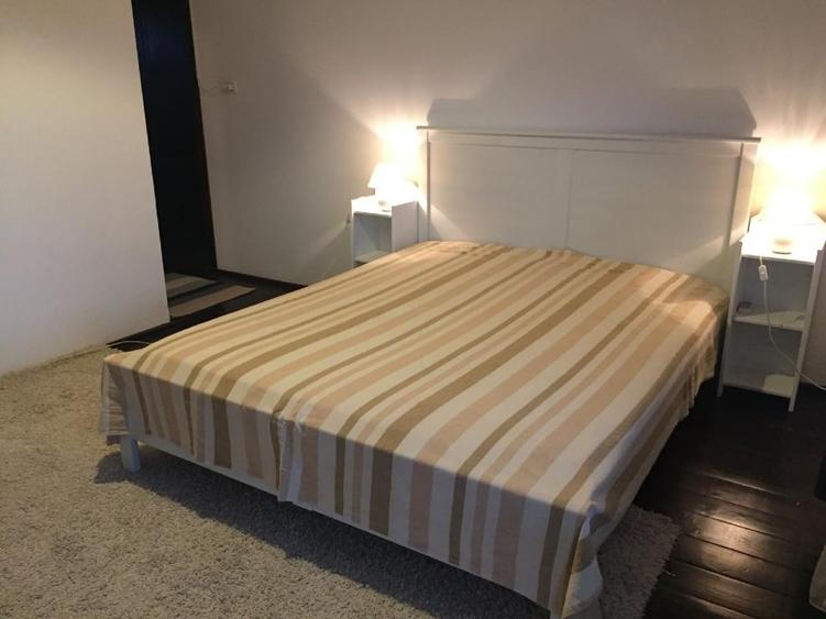 Casă individuală cu 4 camere cu Teren 500 Mp în Central