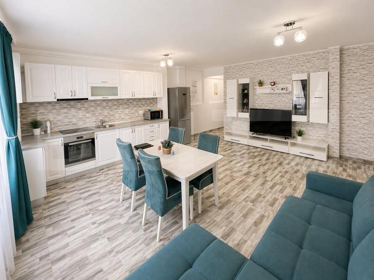 Apartament cu 2 camere semidecomandat, mobilat în Mănăștur
