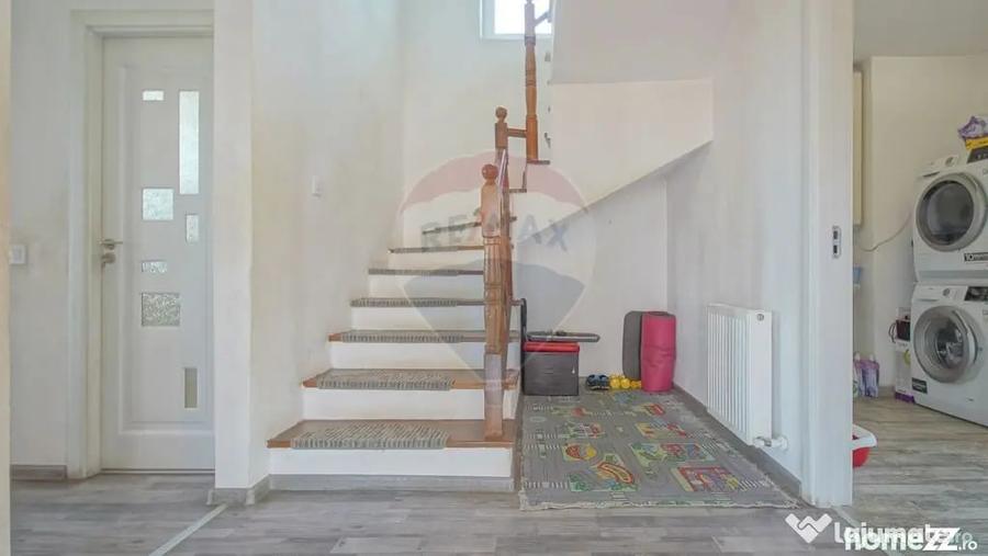 Casă cu 4 camere cu Teren 284 Mp în Bartolomeu