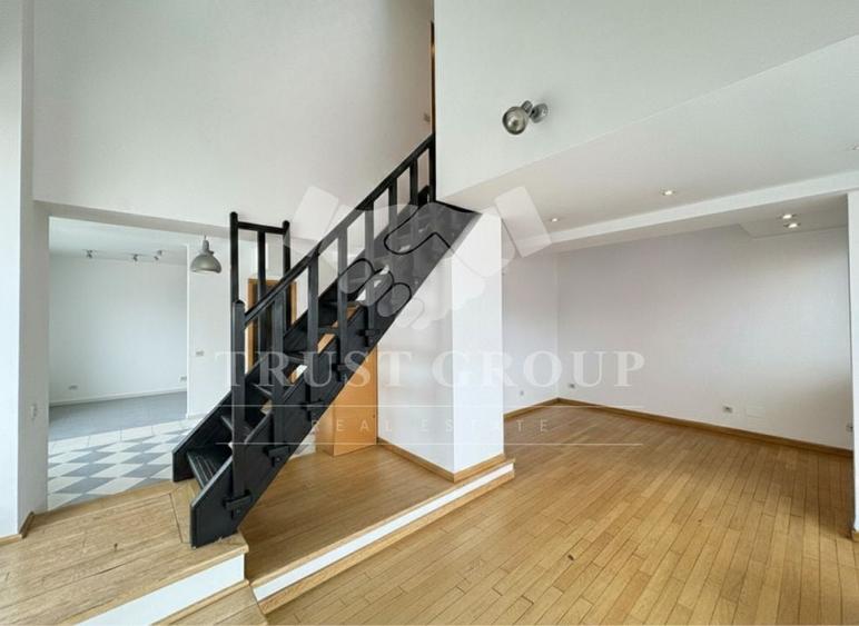 Apartament cu 3 camere în Clucerului