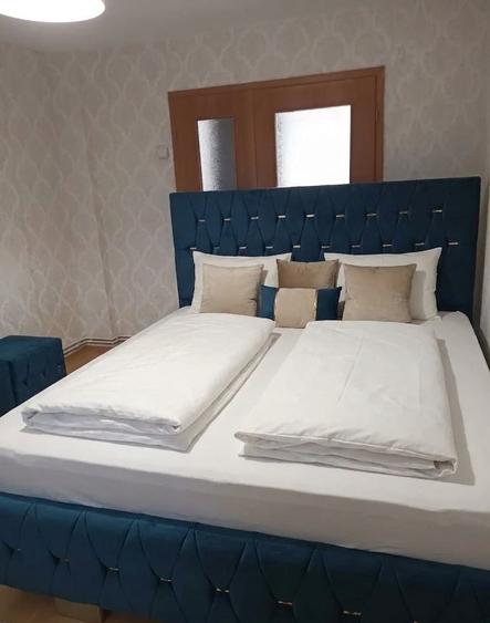 Apartament cu 2 camere decomandat, mobilat în Tractorul