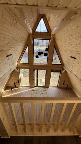 A-Frame premium in Glajerie Ra?nov langa Maggies Ranch - 4