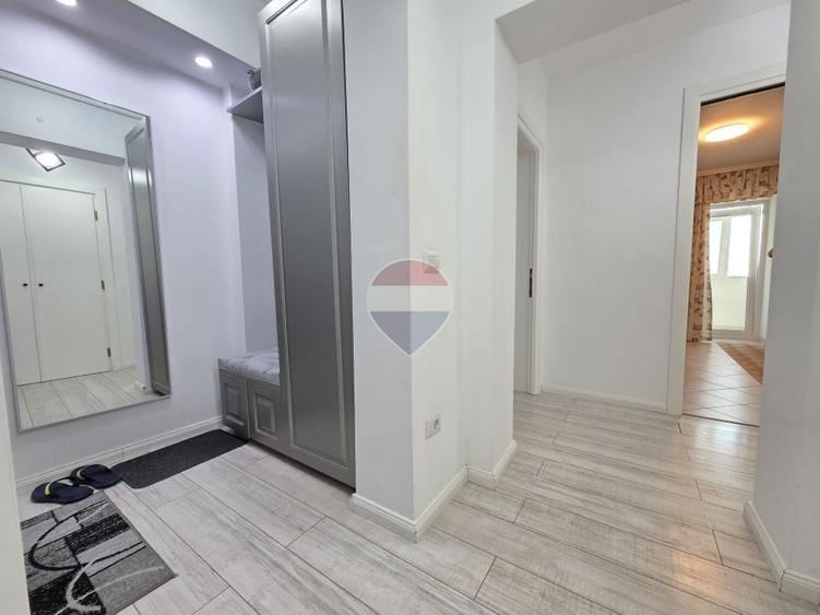 Apartament cu 2 camere decomandat, mobilat în Ultracentral