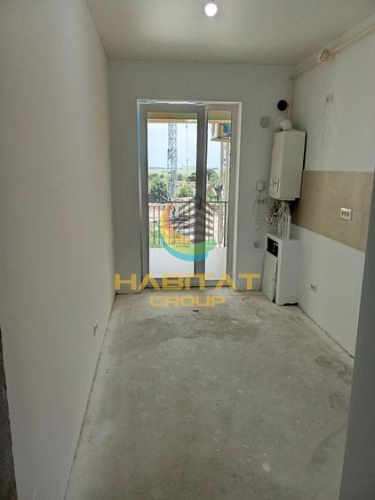 Garsonieră decomandată în Vest