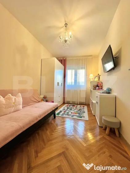 Apartament cu 3 camere decomandat în Decebal