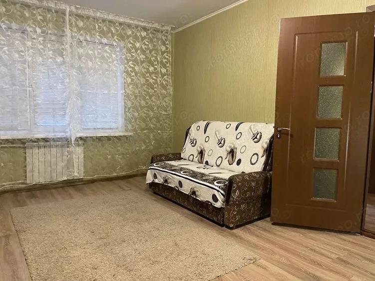 Garsonieră decomandată în Lipovei