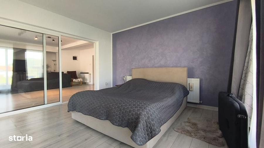 Casă cu 3 camere în Bretea Mureșană