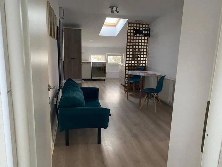 Apartament cu 3 camere decomandat în Unirii