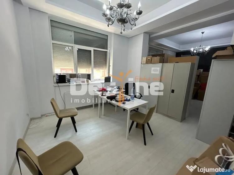 Apartament cu 4 camere semidecomandat în Universitate