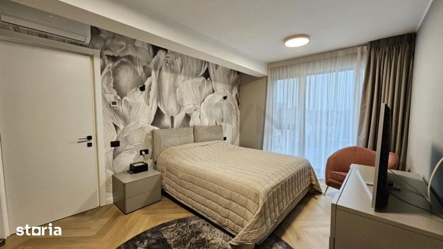 Apartament cu 4 camere, mobilat în Central