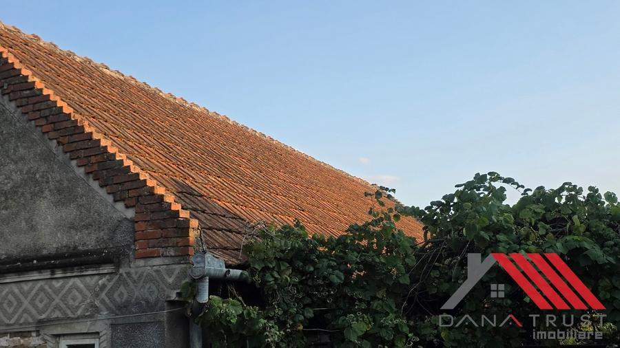 Casă individuală cu 4 camere cu Canalizare în Exterior Sud