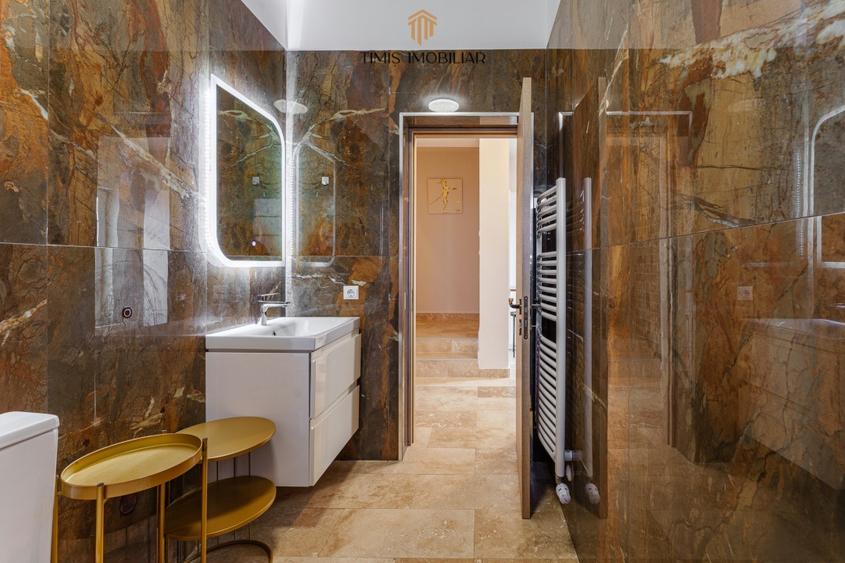 Duplex cu 6 camere cu Canalizare în Dumbrăvița