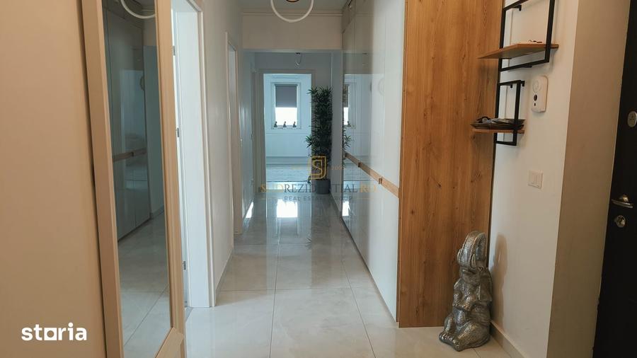 Apartament cu 3 camere decomandat în Central