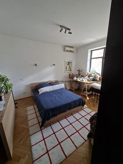 Apartament cu 4 camere decomandat în Dacia