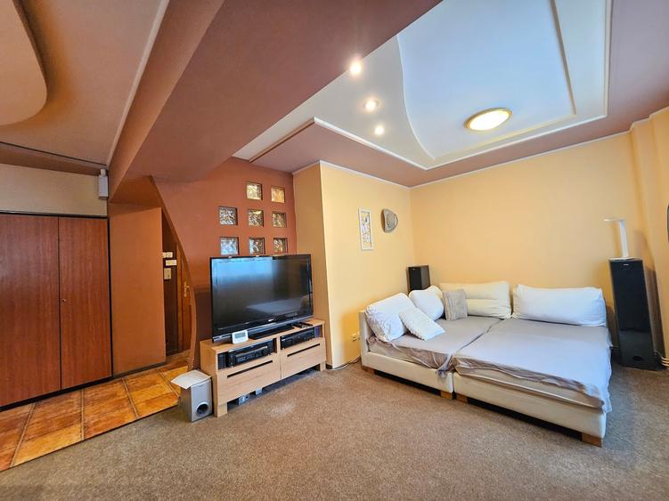 Oferta inchiriere garsoniera in Craiovei, parter,  260 EURO - 19
