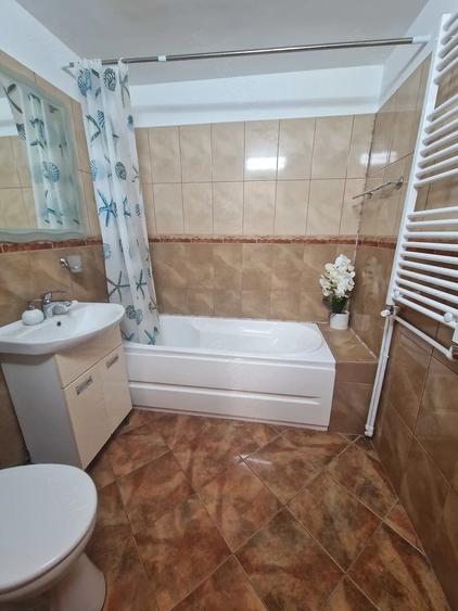Apartament cu 2 camere decomandat în Crângași