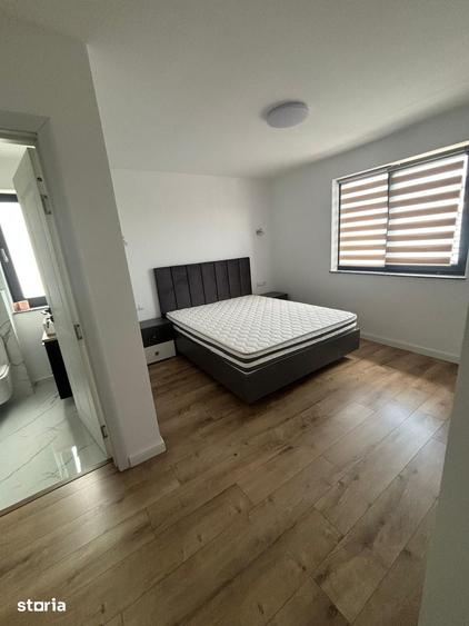 Casă cu 4 camere cu Teren 400 Mp în Centura