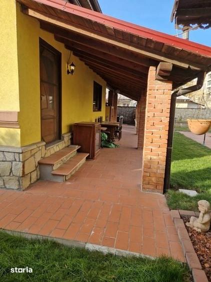 Casă cu 4 camere cu Teren 1100 Mp în Ultracentral