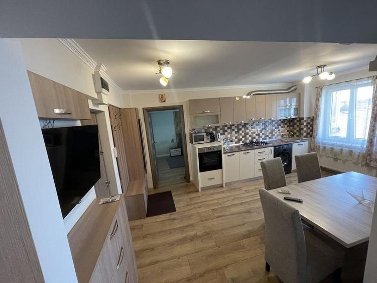 Apartament cu 2 camere decomandat în Decebal