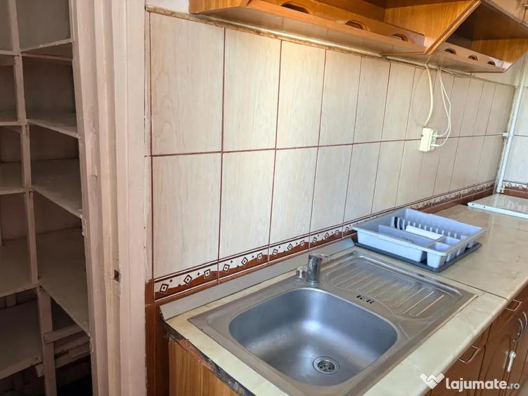 Apartament cu 2 camere decomandat în Tudor